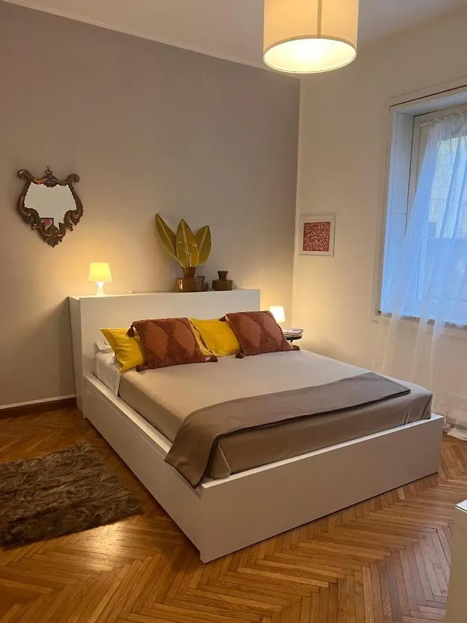 Milano Collection: Santa Marta Appartamento