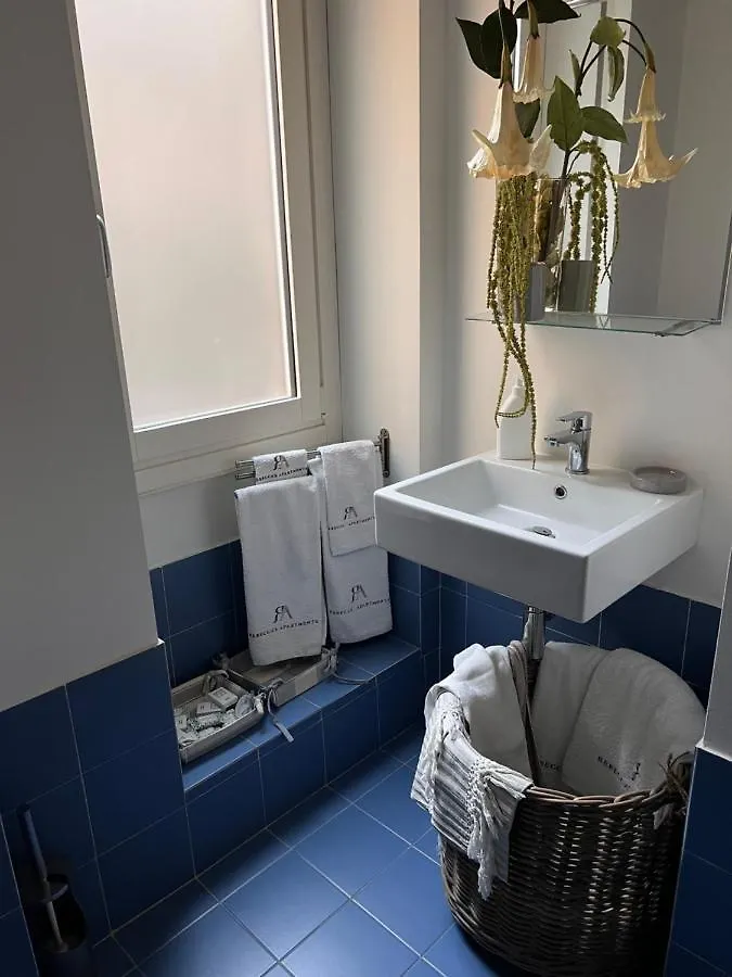 Milano Collection: Santa Marta Appartamento