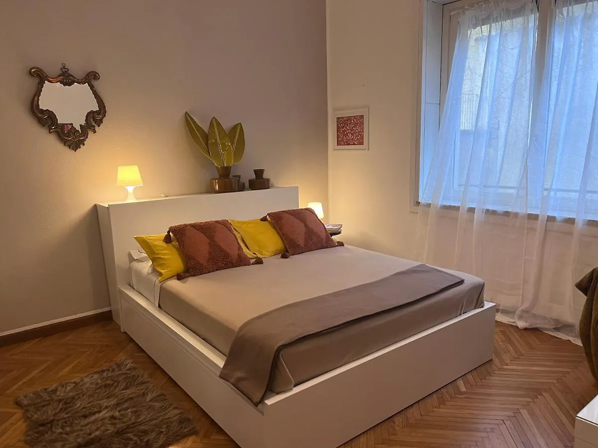Milano Collection: Santa Marta Apartment