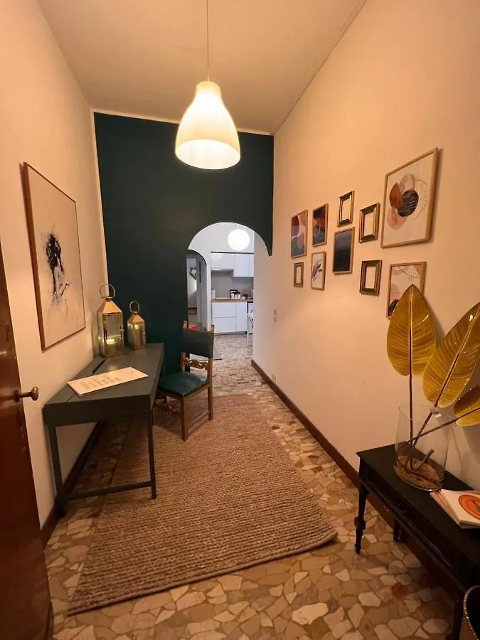 Milano Collection: Santa Marta Apartment
